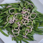 green beans with vinaigrette